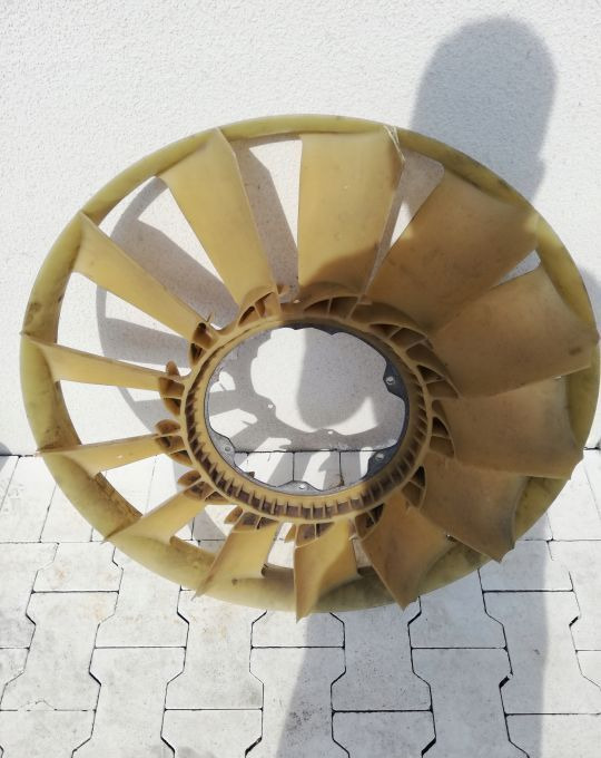 WENTYLATOR MERCEDES ACTROS MP4 A 4712050606-004 - Ventilator za Kamion: slika WENTYLATOR MERCEDES ACTROS MP4 A 4712050606-004 - Ventilator za Kamion WENTYLATOR MERCEDES ACTROS MP4 A 4712050606-004 - Ventilator za Kamion: slika WENTYLATOR MERCEDES ACTROS MP4 A 4712050606-004 - Ventilator za Kamion