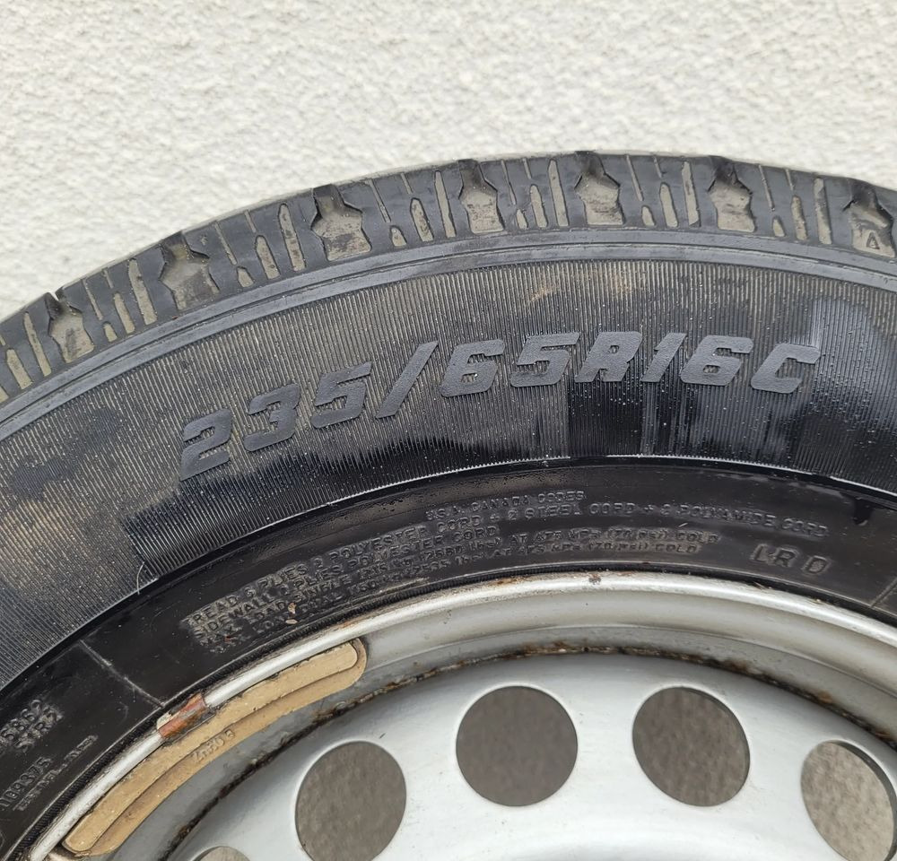 ZAPAS KOLO SPRINTER CRAFTER 235/65 R16C GOODYEAR - Kompletan kotač za Dostavno vozilo: slika ZAPAS KOLO SPRINTER CRAFTER 235/65 R16C GOODYEAR - Kompletan kotač za Dostavno vozilo ZAPAS KOLO SPRINTER CRAFTER 235/65 R16C GOODYEAR - Kompletan kotač za Dostavno vozilo: slika ZAPAS KOLO SPRINTER CRAFTER 235/65 R16C GOODYEAR - Kompletan kotač za Dostavno vozilo