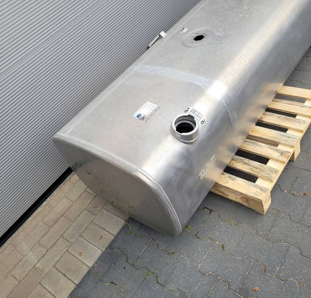 ZBIORNIK PALIWA DAF 2193146 600L 196X52X68 CHWALIM116 - Sustav goriva za Kamion: slika ZBIORNIK PALIWA DAF 2193146 600L 196X52X68 CHWALIM116 - Sustav goriva za Kamion ZBIORNIK PALIWA DAF 2193146 600L 196X52X68 CHWALIM116 - Sustav goriva za Kamion: slika ZBIORNIK PALIWA DAF 2193146 600L 196X52X68 CHWALIM116 - Sustav goriva za Kamion