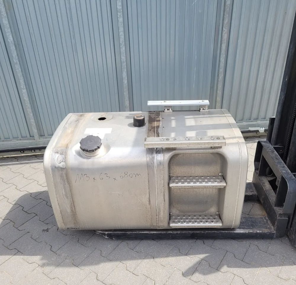 ZBIORNIK PALIWA MAN 81.12201-6412 410L 113X63X68CM - Sustav goriva za Kamion: slika ZBIORNIK PALIWA MAN 81.12201-6412 410L 113X63X68CM - Sustav goriva za Kamion ZBIORNIK PALIWA MAN 81.12201-6412 410L 113X63X68CM - Sustav goriva za Kamion: slika ZBIORNIK PALIWA MAN 81.12201-6412 410L 113X63X68CM - Sustav goriva za Kamion