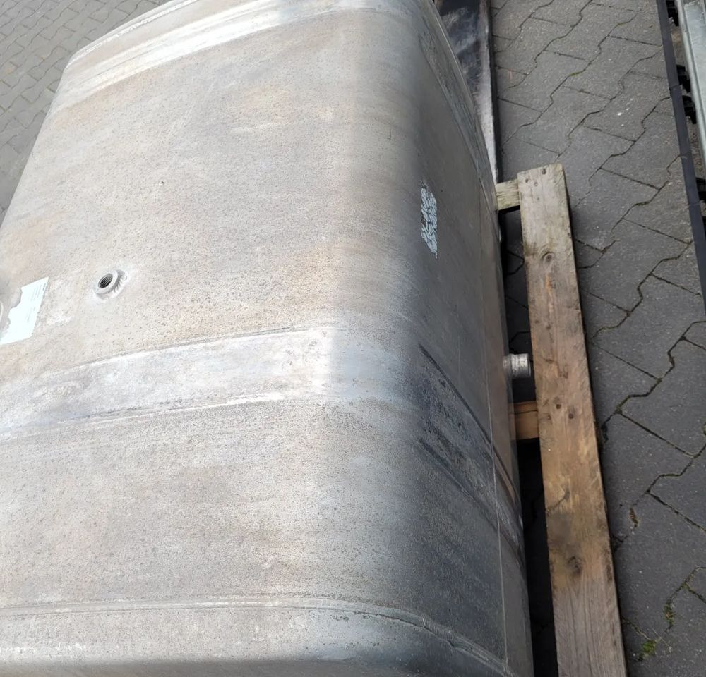 ZBIORNIK PALIWA MAN TGX TGS 450L 105X70X70CM - Sustav goriva za Kamion: slika ZBIORNIK PALIWA MAN TGX TGS 450L 105X70X70CM - Sustav goriva za Kamion ZBIORNIK PALIWA MAN TGX TGS 450L 105X70X70CM - Sustav goriva za Kamion: slika ZBIORNIK PALIWA MAN TGX TGS 450L 105X70X70CM - Sustav goriva za Kamion
