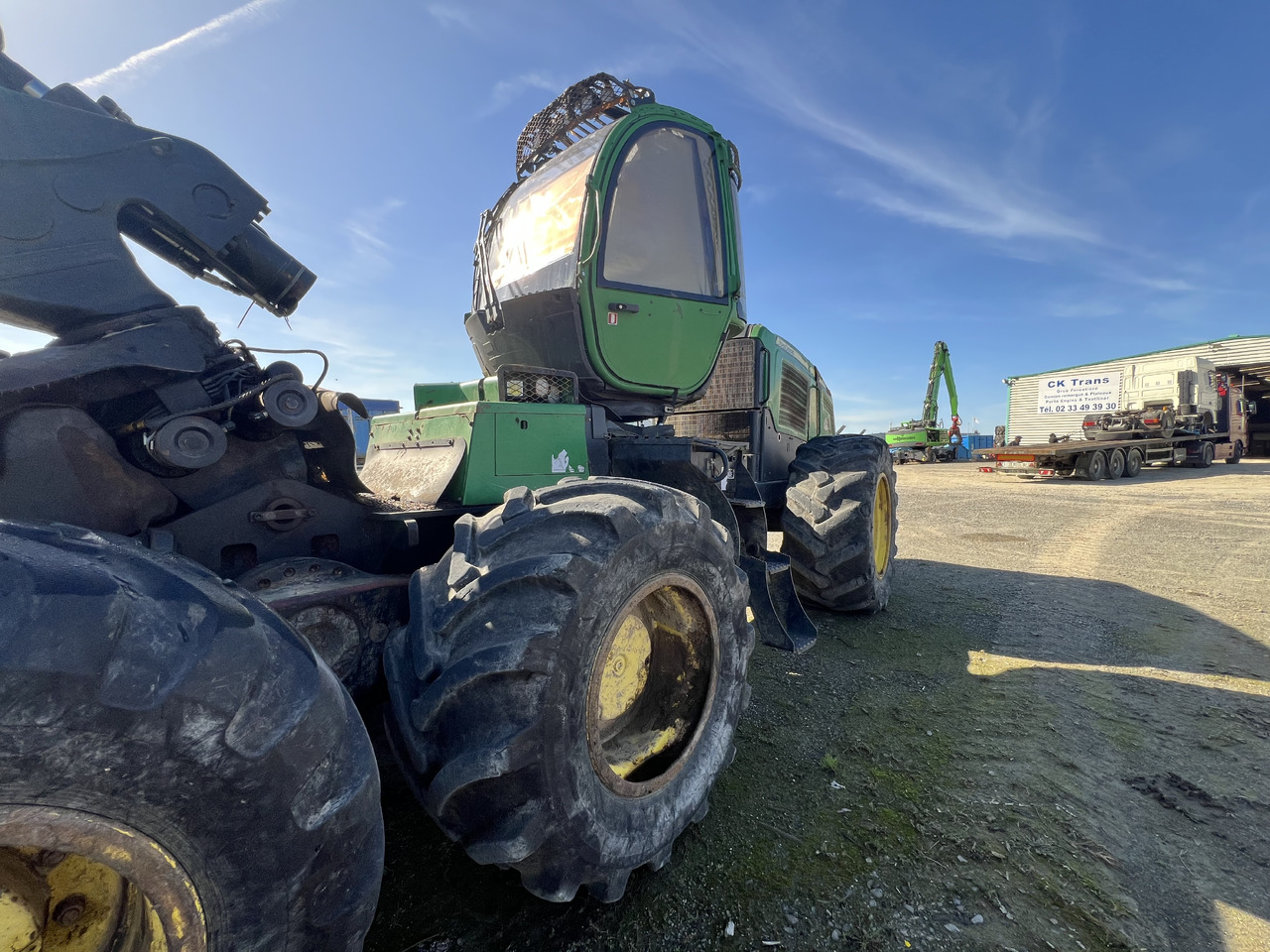 JOHN DEERE 1270E - Kombajn za šumarstvo: slika JOHN DEERE 1270E - Kombajn za šumarstvo JOHN DEERE 1270E - Kombajn za šumarstvo: slika JOHN DEERE 1270E - Kombajn za šumarstvo