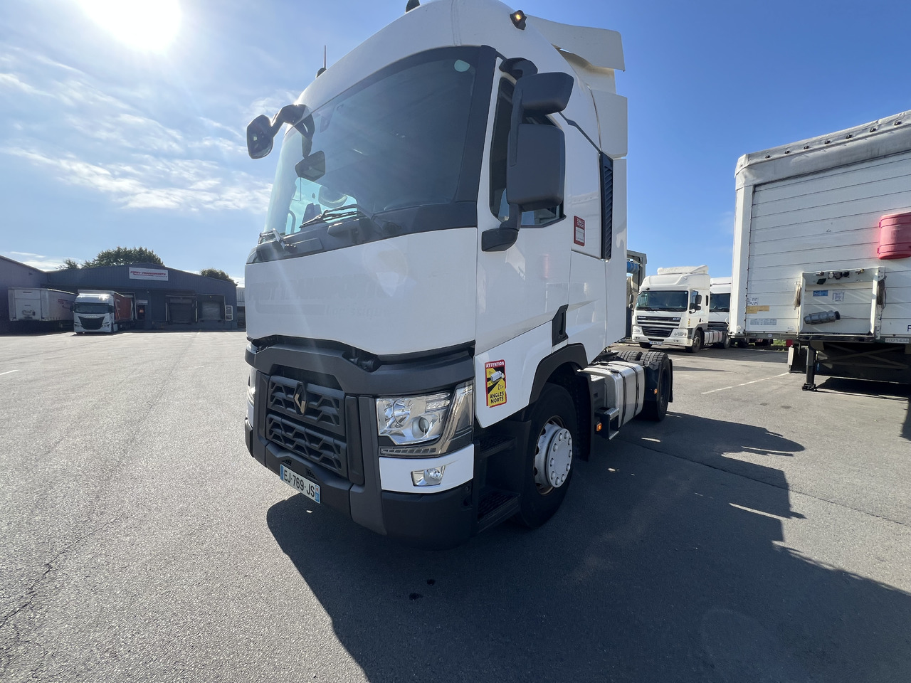 Renault T 460 - Tegljač: slika Renault T 460 - Tegljač Renault T 460 - Tegljač: slika Renault T 460 - Tegljač