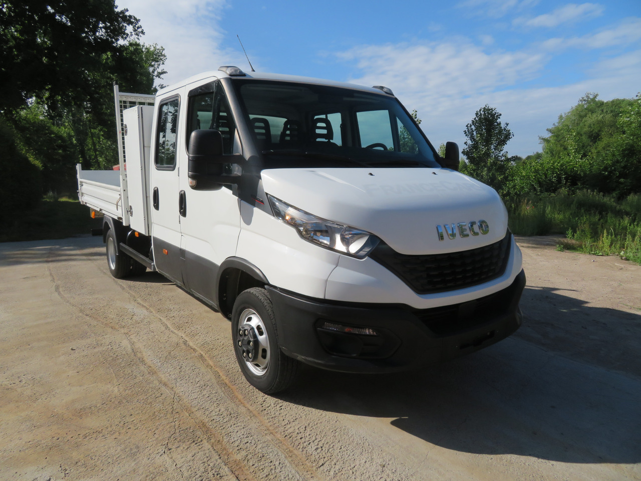 Iveco Daily 35C16 3.0 Dubbel cabine - Kipper - Dostavno vozilo, Dostavno vozilo s dvostrukom kabinom: slika Iveco Daily 35C16 3.0 Dubbel cabine - Kipper - Dostavno vozilo, Dostavno vozilo s dvostrukom kabinom Iveco Daily 35C16 3.0 Dubbel cabine - Kipper - Dostavno vozilo, Dostavno vozilo s dvostrukom kabinom: slika Iveco Daily 35C16 3.0 Dubbel cabine - Kipper - Dostavno vozilo, Dostavno vozilo s dvostrukom kabinom