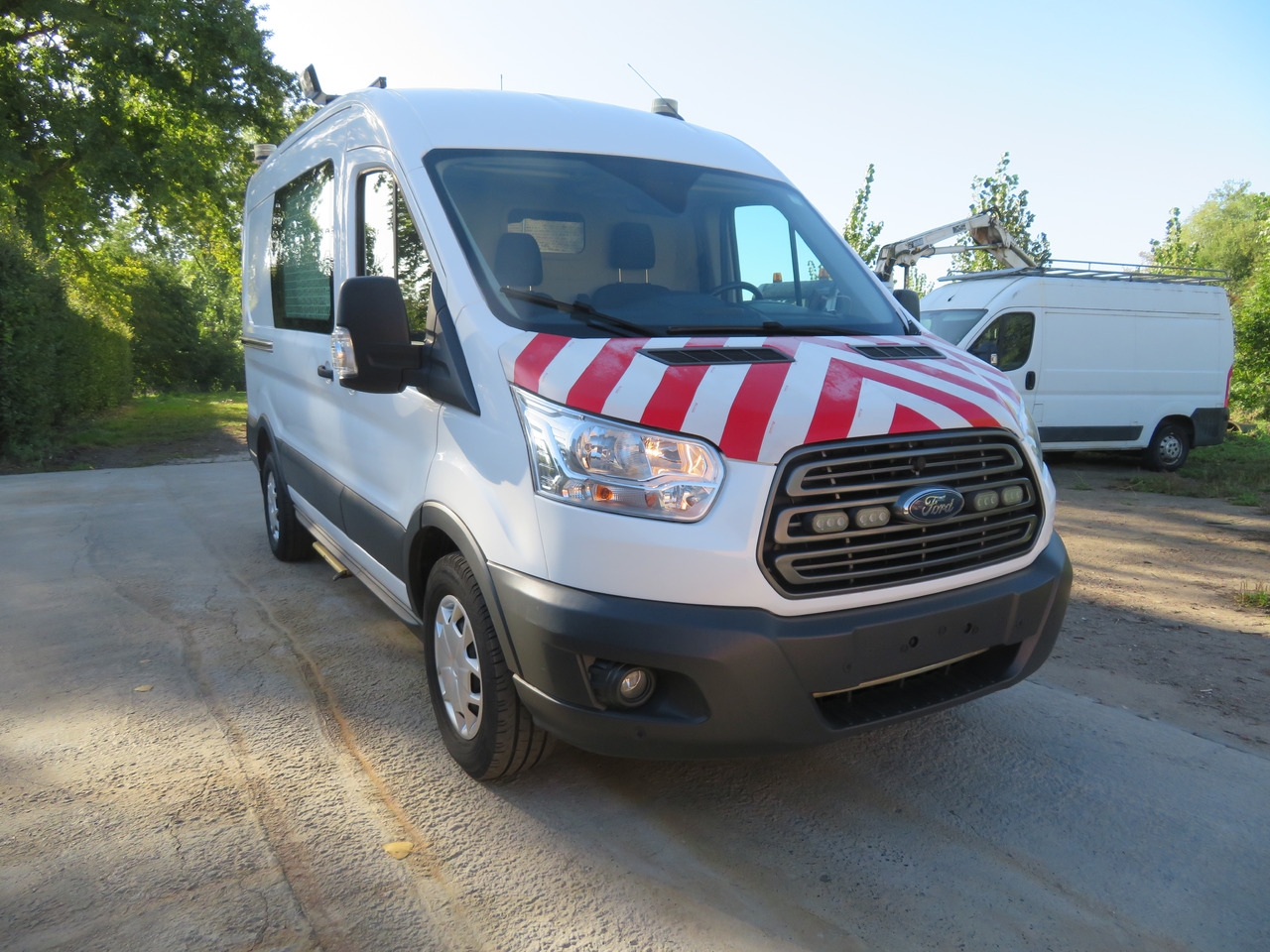 Ford Transit 2.0TDCi - Furgon: slika Ford Transit 2.0TDCi - Furgon Ford Transit 2.0TDCi - Furgon: slika Ford Transit 2.0TDCi - Furgon