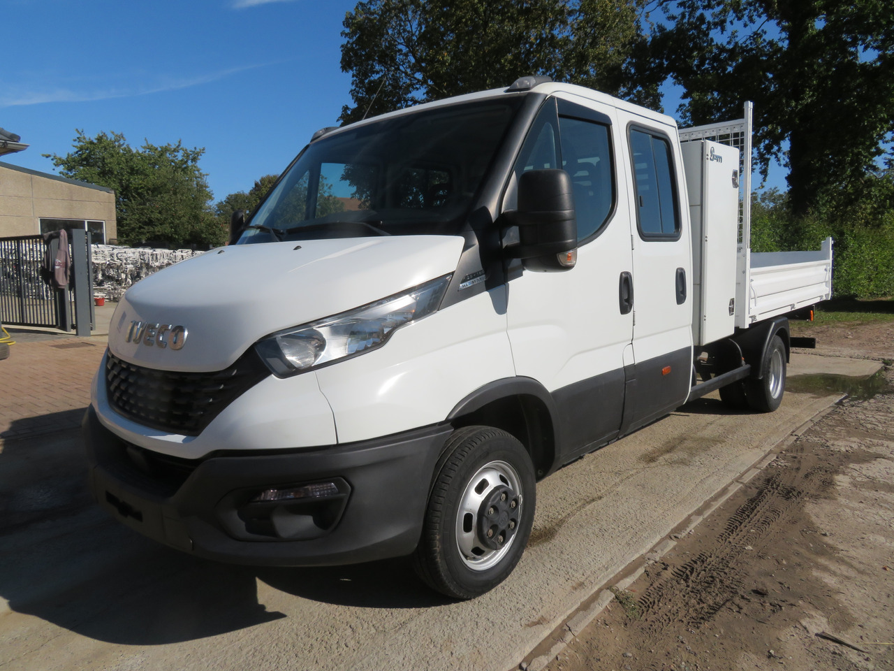 Iveco Daily 35C16 3.0 Dubbel cabine - Kipper - Mali kamion kiper, Dostavno vozilo s dvostrukom kabinom: slika Iveco Daily 35C16 3.0 Dubbel cabine - Kipper - Mali kamion kiper, Dostavno vozilo s dvostrukom kabinom Iveco Daily 35C16 3.0 Dubbel cabine - Kipper - Mali kamion kiper, Dostavno vozilo s dvostrukom kabinom: slika Iveco Daily 35C16 3.0 Dubbel cabine - Kipper - Mali kamion kiper, Dostavno vozilo s dvostrukom kabinom