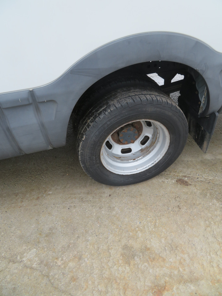 Iveco Daily 50C15 - 4X2 - Furgon: slika Iveco Daily 50C15 - 4X2 - Furgon Iveco Daily 50C15 - 4X2 - Furgon: slika Iveco Daily 50C15 - 4X2 - Furgon