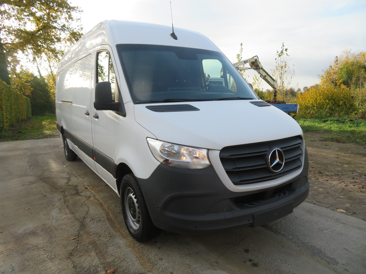 Mercedes-Benz Sprinter 317cdi - A3H2 - 3.5T trekvermogen - Furgon: slika Mercedes-Benz Sprinter 317cdi - A3H2 - 3.5T trekvermogen - Furgon Mercedes-Benz Sprinter 317cdi - A3H2 - 3.5T trekvermogen - Furgon: slika Mercedes-Benz Sprinter 317cdi - A3H2 - 3.5T trekvermogen - Furgon