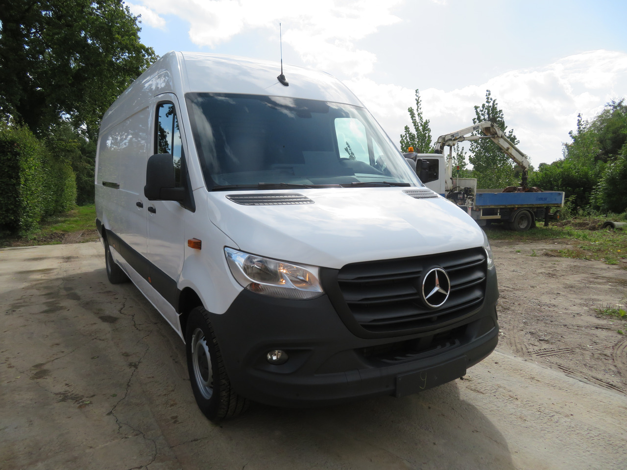 Mercedes-Benz Sprinter 317cdi - A3H2 - Furgon: slika Mercedes-Benz Sprinter 317cdi - A3H2 - Furgon Mercedes-Benz Sprinter 317cdi - A3H2 - Furgon: slika Mercedes-Benz Sprinter 317cdi - A3H2 - Furgon