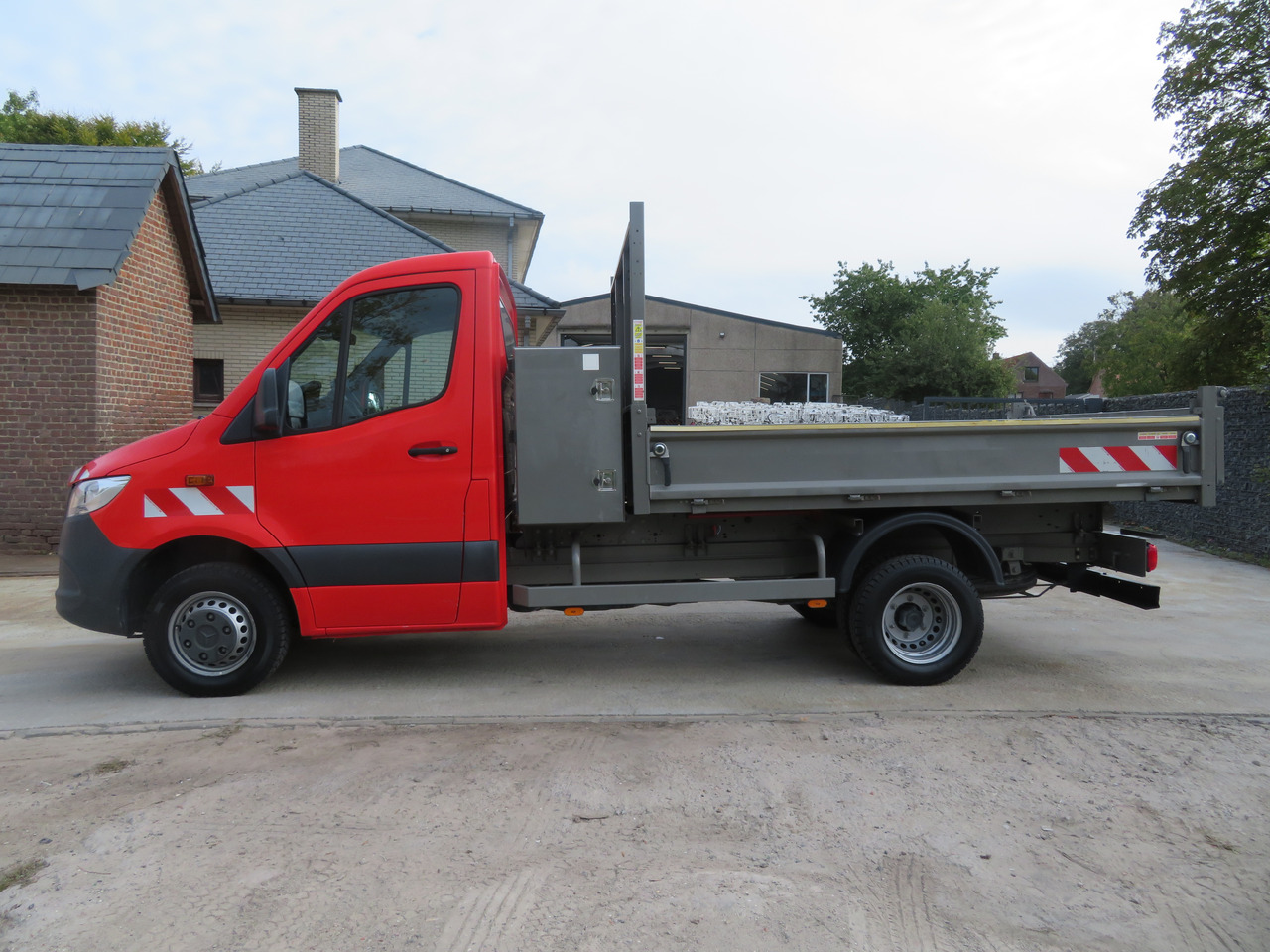 Mercedes-Benz Sprinter 514cdi - Mali kamion kiper: slika Mercedes-Benz Sprinter 514cdi - Mali kamion kiper Mercedes-Benz Sprinter 514cdi - Mali kamion kiper: slika Mercedes-Benz Sprinter 514cdi - Mali kamion kiper