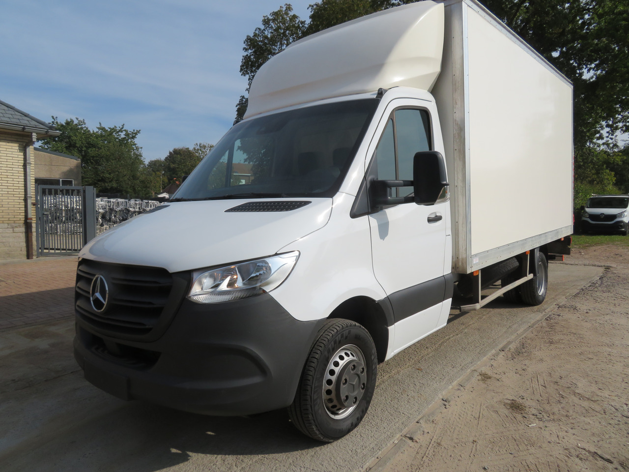 Mercedes-Benz Sprinter - 515cdi 8G-Tronic - bak klep - Dostavno vozilo sa zatvorenim sandukom: slika Mercedes-Benz Sprinter - 515cdi 8G-Tronic - bak klep - Dostavno vozilo sa zatvorenim sandukom Mercedes-Benz Sprinter - 515cdi 8G-Tronic - bak klep - Dostavno vozilo sa zatvorenim sandukom: slika Mercedes-Benz Sprinter - 515cdi 8G-Tronic - bak klep - Dostavno vozilo sa zatvorenim sandukom