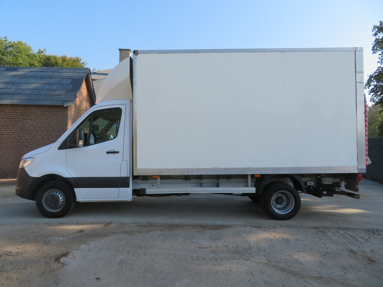 Mercedes-Benz Sprinter - 515cdi 8G-Tronic - bak klep - Dostavno vozilo sa zatvorenim sandukom: slika Mercedes-Benz Sprinter - 515cdi 8G-Tronic - bak klep - Dostavno vozilo sa zatvorenim sandukom Mercedes-Benz Sprinter - 515cdi 8G-Tronic - bak klep - Dostavno vozilo sa zatvorenim sandukom: slika Mercedes-Benz Sprinter - 515cdi 8G-Tronic - bak klep - Dostavno vozilo sa zatvorenim sandukom