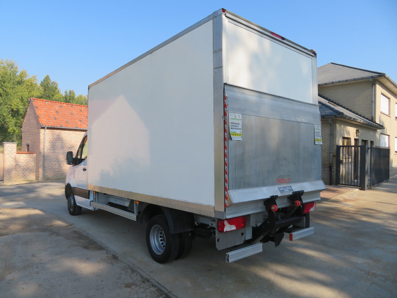Mercedes-Benz Sprinter - 515cdi 8G-Tronic - bak klep - Dostavno vozilo sa zatvorenim sandukom: slika Mercedes-Benz Sprinter - 515cdi 8G-Tronic - bak klep - Dostavno vozilo sa zatvorenim sandukom Mercedes-Benz Sprinter - 515cdi 8G-Tronic - bak klep - Dostavno vozilo sa zatvorenim sandukom: slika Mercedes-Benz Sprinter - 515cdi 8G-Tronic - bak klep - Dostavno vozilo sa zatvorenim sandukom