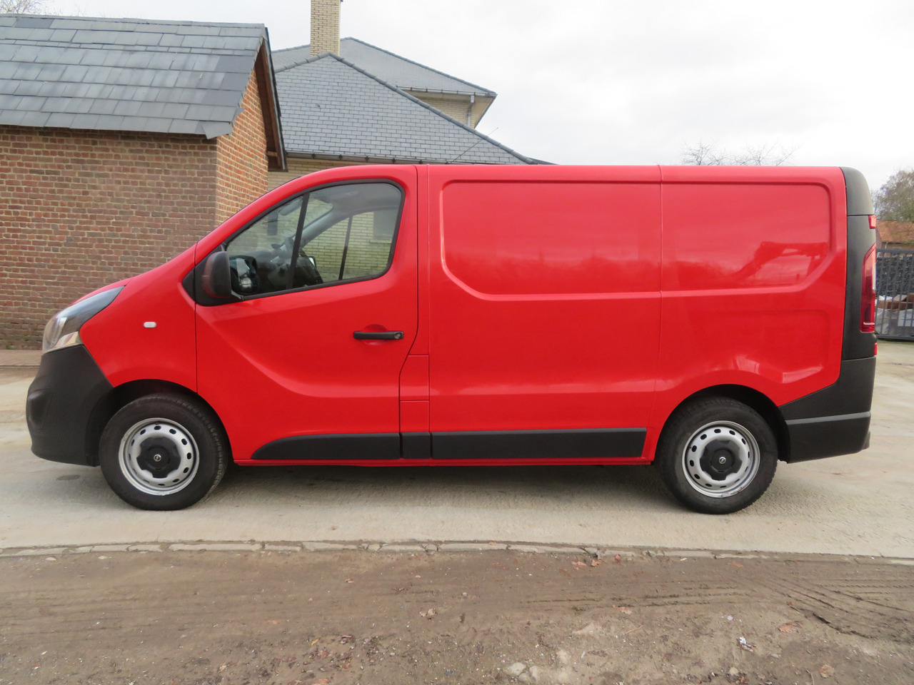 Opel Vivaro 1.6CDTI BI-Turbo - L1H1 - Mali kombi: slika Opel Vivaro 1.6CDTI BI-Turbo - L1H1 - Mali kombi Opel Vivaro 1.6CDTI BI-Turbo - L1H1 - Mali kombi: slika Opel Vivaro 1.6CDTI BI-Turbo - L1H1 - Mali kombi