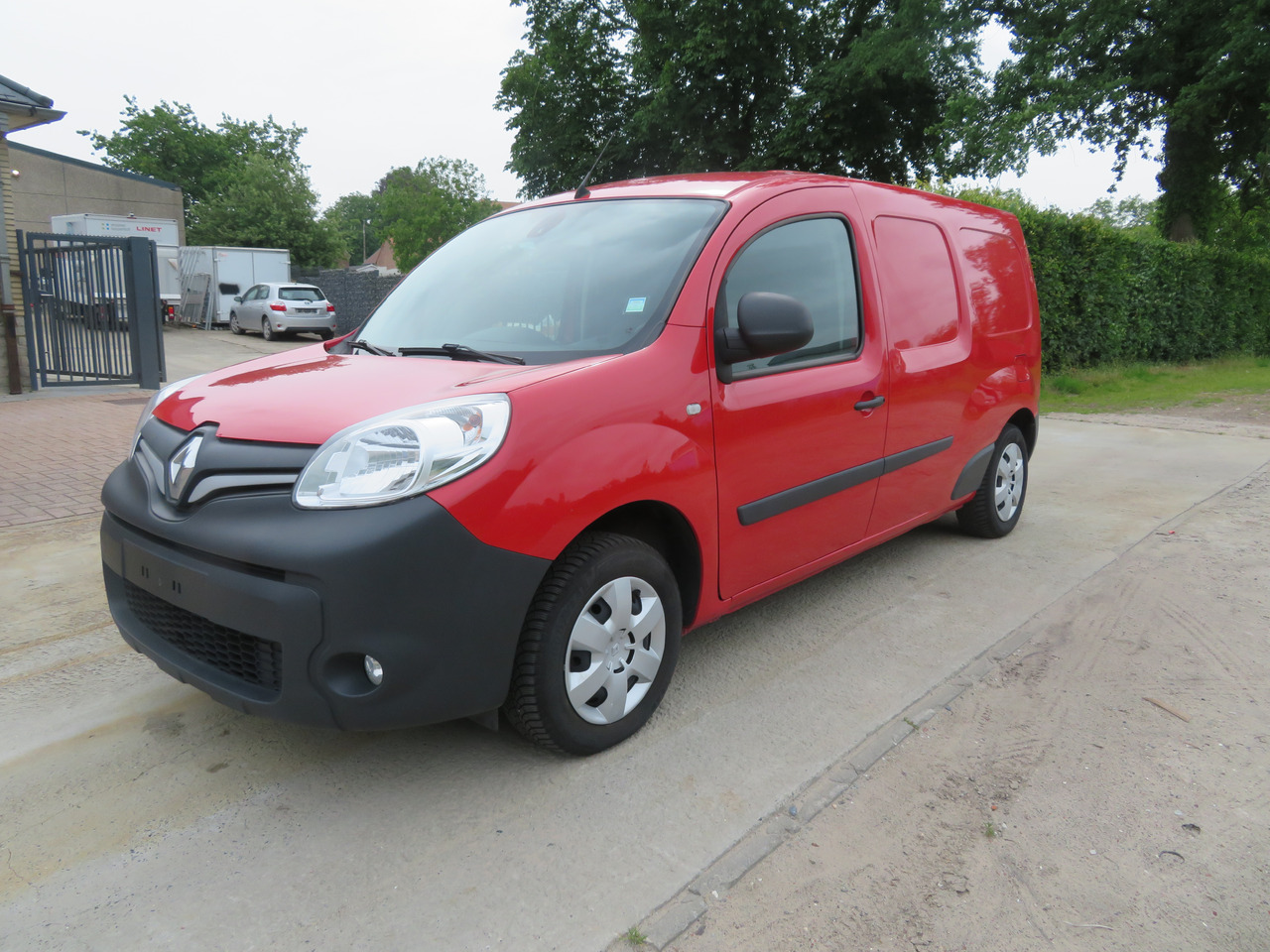 RENAULT Kangoo EXPRESS MAXI 1.5 dCi Grand Confort - Mali kombi: slika RENAULT Kangoo EXPRESS MAXI 1.5 dCi Grand Confort - Mali kombi RENAULT Kangoo EXPRESS MAXI 1.5 dCi Grand Confort - Mali kombi: slika RENAULT Kangoo EXPRESS MAXI 1.5 dCi Grand Confort - Mali kombi