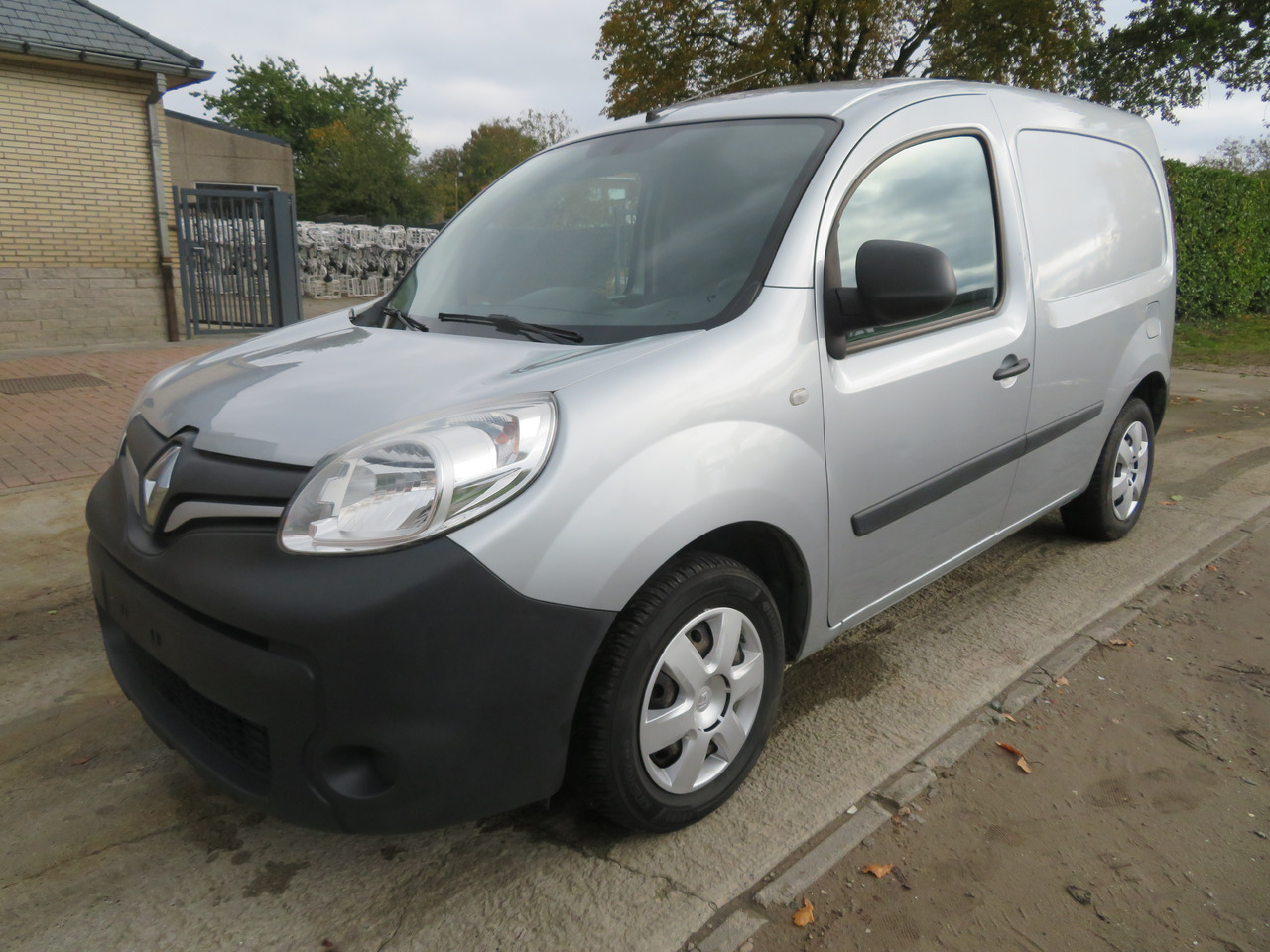 Renault Kangoo 1.5dCi - Mali kombi: slika Renault Kangoo 1.5dCi - Mali kombi Renault Kangoo 1.5dCi - Mali kombi: slika Renault Kangoo 1.5dCi - Mali kombi