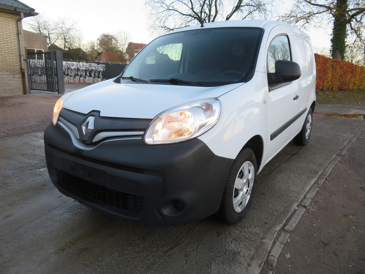 Renault Kangoo EXPRESS ENERGY 1.5dCi - Mali kombi: slika Renault Kangoo EXPRESS ENERGY 1.5dCi - Mali kombi Renault Kangoo EXPRESS ENERGY 1.5dCi - Mali kombi: slika Renault Kangoo EXPRESS ENERGY 1.5dCi - Mali kombi