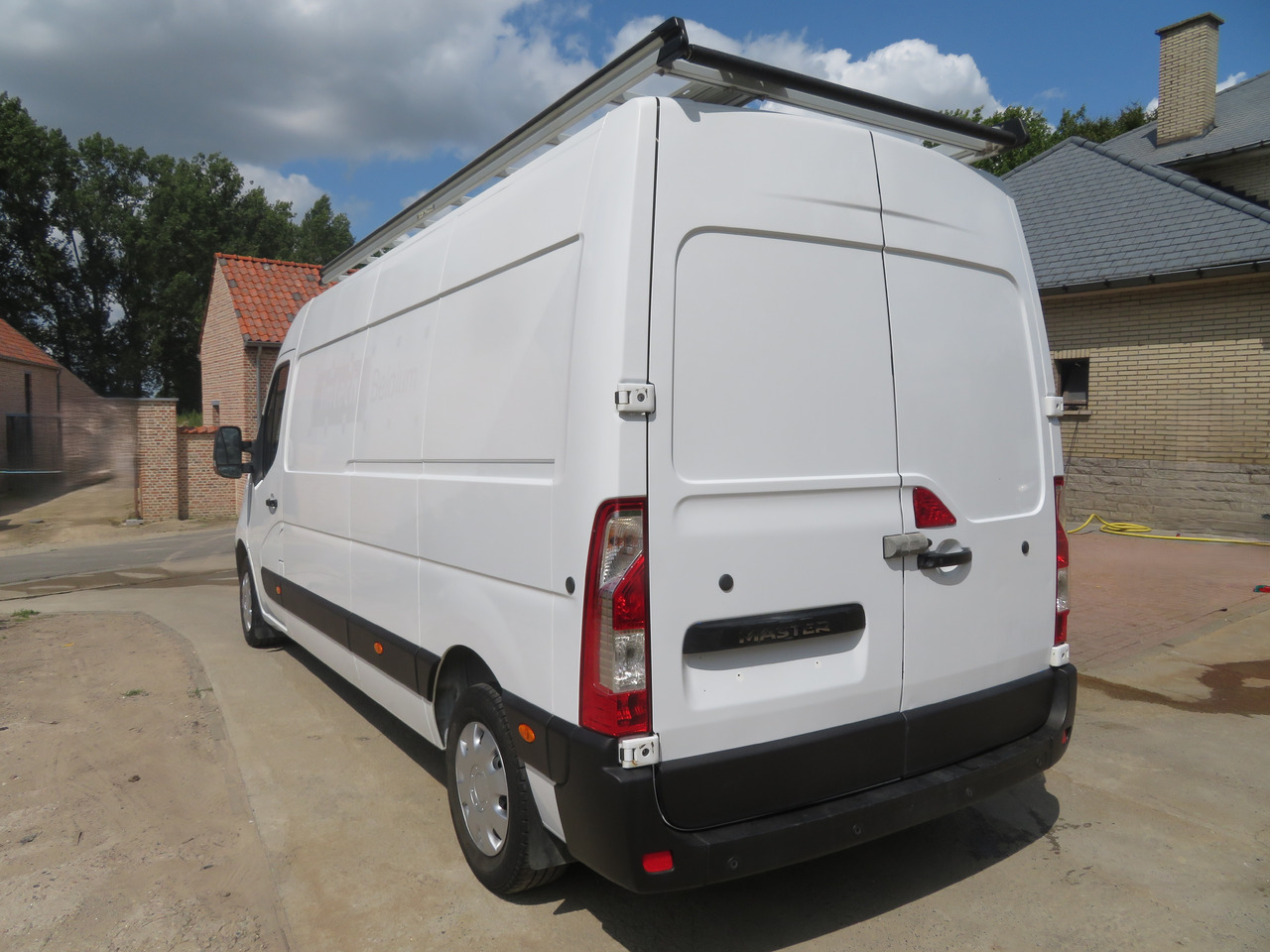 Renault Master 2.3dCi Energy Grand Confort & Media Nav - L3H2 - Furgon: slika Renault Master 2.3dCi Energy Grand Confort & Media Nav - L3H2 - Furgon Renault Master 2.3dCi Energy Grand Confort & Media Nav - L3H2 - Furgon: slika Renault Master 2.3dCi Energy Grand Confort & Media Nav - L3H2 - Furgon