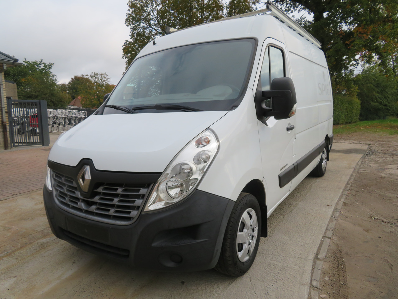 Renault Master 2.3dCi Grand Confort - L2H2 - Furgon: slika Renault Master 2.3dCi Grand Confort - L2H2 - Furgon Renault Master 2.3dCi Grand Confort - L2H2 - Furgon: slika Renault Master 2.3dCi Grand Confort - L2H2 - Furgon