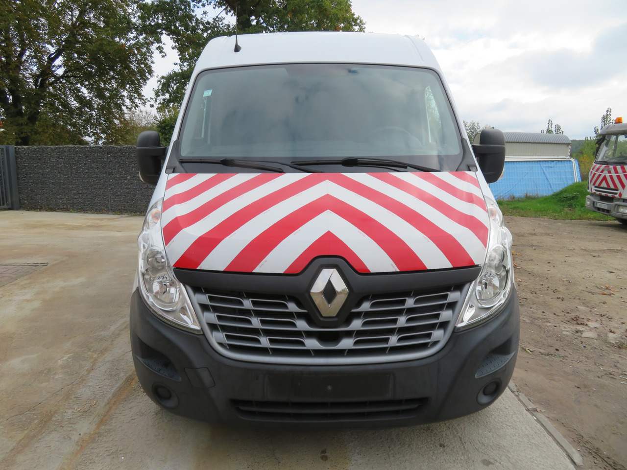 Renault Master 2.3dCi Grand Confort - L3H2 - Furgon: slika Renault Master 2.3dCi Grand Confort - L3H2 - Furgon Renault Master 2.3dCi Grand Confort - L3H2 - Furgon: slika Renault Master 2.3dCi Grand Confort - L3H2 - Furgon