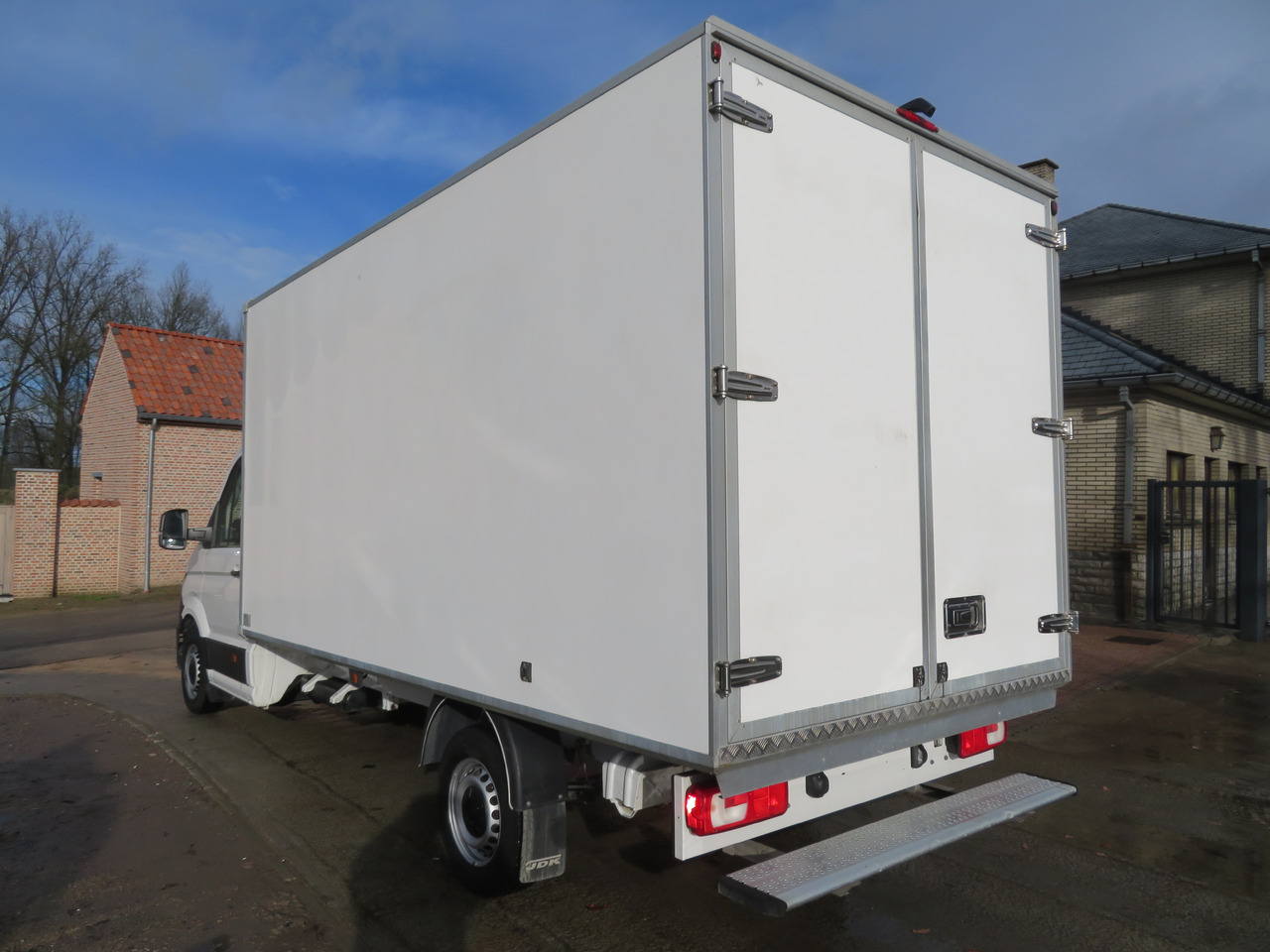 Volkswagen Crafter 2.0 CR TDi Bakwagen L4 - Dostavno vozilo sa zatvorenim sandukom: slika Volkswagen Crafter 2.0 CR TDi Bakwagen L4 - Dostavno vozilo sa zatvorenim sandukom Volkswagen Crafter 2.0 CR TDi Bakwagen L4 - Dostavno vozilo sa zatvorenim sandukom: slika Volkswagen Crafter 2.0 CR TDi Bakwagen L4 - Dostavno vozilo sa zatvorenim sandukom