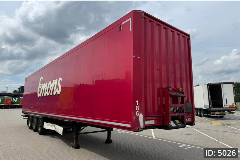 Krone SD / Disk brakes / Double stock - Poluprikolica sa zatvorenim sandukom: slika Krone SD / Disk brakes / Double stock - Poluprikolica sa zatvorenim sandukom Krone SD / Disk brakes / Double stock - Poluprikolica sa zatvorenim sandukom: slika Krone SD / Disk brakes / Double stock - Poluprikolica sa zatvorenim sandukom