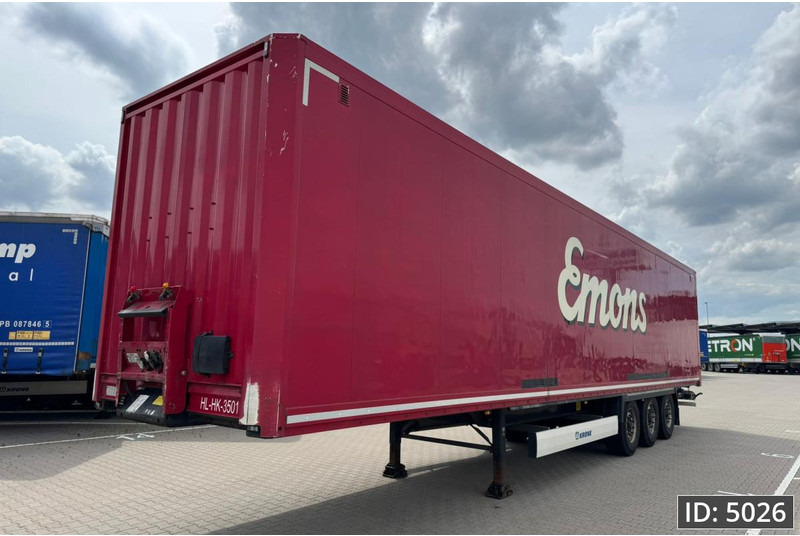 Krone SD / Disk brakes / Double stock - Poluprikolica sa zatvorenim sandukom: slika Krone SD / Disk brakes / Double stock - Poluprikolica sa zatvorenim sandukom Krone SD / Disk brakes / Double stock - Poluprikolica sa zatvorenim sandukom: slika Krone SD / Disk brakes / Double stock - Poluprikolica sa zatvorenim sandukom