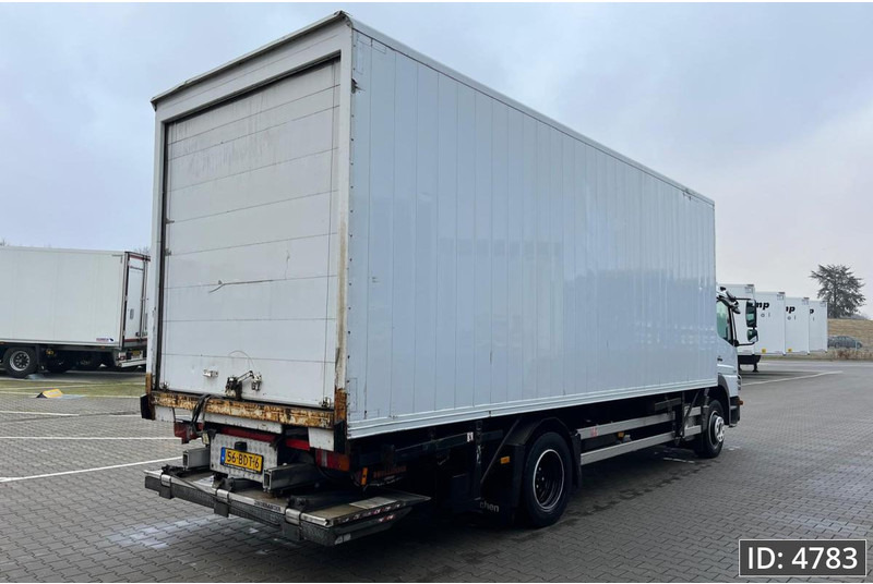 Mercedes-Benz Atego 1218 Day Cab, Euro 5, BDF / EPS automatic / standklima / DHOLLANDIA 2000KG - Transporter kontejnera/ Kamion s izmjenjivim sanducima: slika Mercedes-Benz Atego 1218 Day Cab, Euro 5, BDF / EPS automatic / standklima / DHOLLANDIA 2000KG - Transporter kontejnera/ Kamion s izmjenjivim sanducima Mercedes-Benz Atego 1218 Day Cab, Euro 5, BDF / EPS automatic / standklima / DHOLLANDIA 2000KG - Transporter kontejnera/ Kamion s izmjenjivim sanducima: slika Mercedes-Benz Atego 1218 Day Cab, Euro 5, BDF / EPS automatic / standklima / DHOLLANDIA 2000KG - Transporter kontejnera/ Kamion s izmjenjivim sanducima