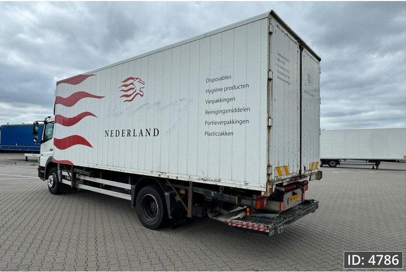 Mercedes-Benz Atego 1318 Day Cab, Euro 5, BDF / EPS automatic / DHOLLANDIA 2000KG - Transporter kontejnera/ Kamion s izmjenjivim sanducima: slika Mercedes-Benz Atego 1318 Day Cab, Euro 5, BDF / EPS automatic / DHOLLANDIA 2000KG - Transporter kontejnera/ Kamion s izmjenjivim sanducima Mercedes-Benz Atego 1318 Day Cab, Euro 5, BDF / EPS automatic / DHOLLANDIA 2000KG - Transporter kontejnera/ Kamion s izmjenjivim sanducima: slika Mercedes-Benz Atego 1318 Day Cab, Euro 5, BDF / EPS automatic / DHOLLANDIA 2000KG - Transporter kontejnera/ Kamion s izmjenjivim sanducima