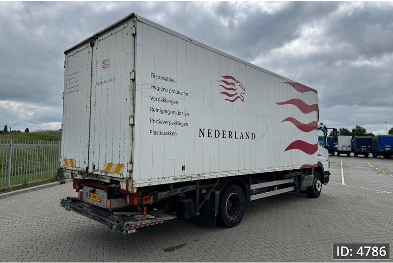 Mercedes-Benz Atego 1318 Day Cab, Euro 5, BDF / EPS automatic / DHOLLANDIA 2000KG - Transporter kontejnera/ Kamion s izmjenjivim sanducima: slika Mercedes-Benz Atego 1318 Day Cab, Euro 5, BDF / EPS automatic / DHOLLANDIA 2000KG - Transporter kontejnera/ Kamion s izmjenjivim sanducima Mercedes-Benz Atego 1318 Day Cab, Euro 5, BDF / EPS automatic / DHOLLANDIA 2000KG - Transporter kontejnera/ Kamion s izmjenjivim sanducima: slika Mercedes-Benz Atego 1318 Day Cab, Euro 5, BDF / EPS automatic / DHOLLANDIA 2000KG - Transporter kontejnera/ Kamion s izmjenjivim sanducima