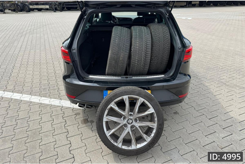 SEAT Leon ST FR 2.0 Euro 6, DSG/Pano/Camera/Keyless/Extra winterset - Automobil: slika SEAT Leon ST FR 2.0 Euro 6, DSG/Pano/Camera/Keyless/Extra winterset - Automobil SEAT Leon ST FR 2.0 Euro 6, DSG/Pano/Camera/Keyless/Extra winterset - Automobil: slika SEAT Leon ST FR 2.0 Euro 6, DSG/Pano/Camera/Keyless/Extra winterset - Automobil