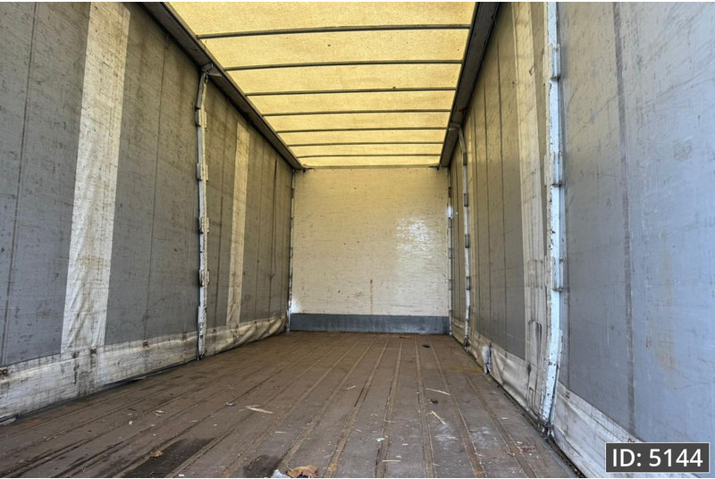 Scania P230 Day Cab, Euro 5, / Manual / 750x248x260 / DHOLLANDIA - Kamion s ceradom: slika Scania P230 Day Cab, Euro 5, / Manual / 750x248x260 / DHOLLANDIA - Kamion s ceradom Scania P230 Day Cab, Euro 5, / Manual / 750x248x260 / DHOLLANDIA - Kamion s ceradom: slika Scania P230 Day Cab, Euro 5, / Manual / 750x248x260 / DHOLLANDIA - Kamion s ceradom