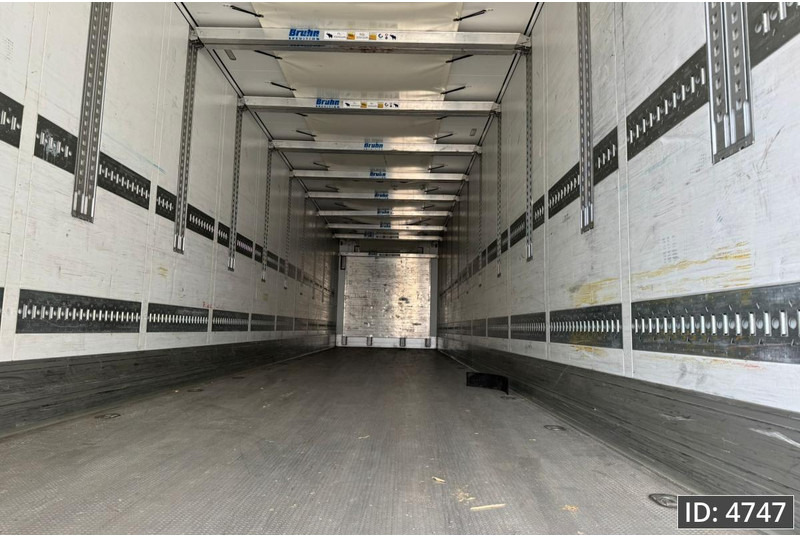 Schmitz Cargobull SCB*S3 SLXe400 / Double stock / Huckepack / 4 pcs - Poluprikolica hladnjača: slika Schmitz Cargobull SCB*S3 SLXe400 / Double stock / Huckepack / 4 pcs - Poluprikolica hladnjača Schmitz Cargobull SCB*S3 SLXe400 / Double stock / Huckepack / 4 pcs - Poluprikolica hladnjača: slika Schmitz Cargobull SCB*S3 SLXe400 / Double stock / Huckepack / 4 pcs - Poluprikolica hladnjača