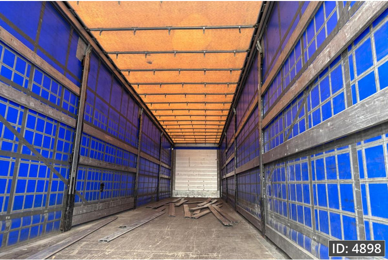 Schmitz Cargobull SCB*S3T / Disk brakes / Huckepack - Poluprikolica s ceradom: slika Schmitz Cargobull SCB*S3T / Disk brakes / Huckepack - Poluprikolica s ceradom Schmitz Cargobull SCB*S3T / Disk brakes / Huckepack - Poluprikolica s ceradom: slika Schmitz Cargobull SCB*S3T / Disk brakes / Huckepack - Poluprikolica s ceradom