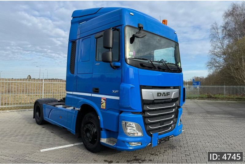 DAF XF 450 SC, Euro 6, / Fridge - Tegljač: slika DAF XF 450 SC, Euro 6, / Fridge - Tegljač DAF XF 450 SC, Euro 6, / Fridge - Tegljač: slika DAF XF 450 SC, Euro 6, / Fridge - Tegljač