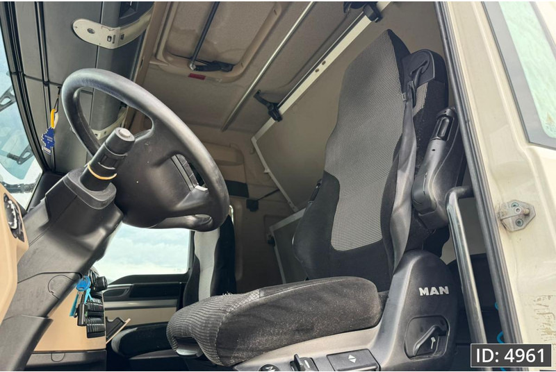 MAN TGX 18.460 XLX, Euro 6, / Fridge / 3 Pieces - Tegljač: slika MAN TGX 18.460 XLX, Euro 6, / Fridge / 3 Pieces - Tegljač MAN TGX 18.460 XLX, Euro 6, / Fridge / 3 Pieces - Tegljač: slika MAN TGX 18.460 XLX, Euro 6, / Fridge / 3 Pieces - Tegljač