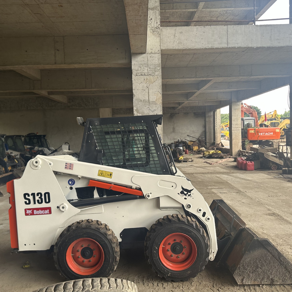 BOBCAT S130 Skid Steer Loader Click for Discount - Mini utovarivač: slika BOBCAT S130 Skid Steer Loader Click for Discount - Mini utovarivač BOBCAT S130 Skid Steer Loader Click for Discount - Mini utovarivač: slika BOBCAT S130 Skid Steer Loader Click for Discount - Mini utovarivač