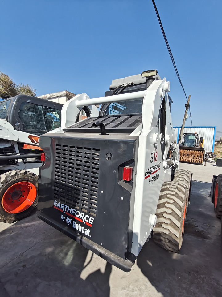 BOBCAT S18 Skid Steer Loader Click for Disconunt - Mini utovarivač: slika BOBCAT S18 Skid Steer Loader Click for Disconunt - Mini utovarivač BOBCAT S18 Skid Steer Loader Click for Disconunt - Mini utovarivač: slika BOBCAT S18 Skid Steer Loader Click for Disconunt - Mini utovarivač