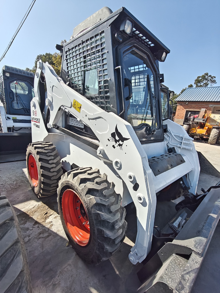 BOBCAT S18 Skid Steer Loader Click for Disconunt - Mini utovarivač: slika BOBCAT S18 Skid Steer Loader Click for Disconunt - Mini utovarivač BOBCAT S18 Skid Steer Loader Click for Disconunt - Mini utovarivač: slika BOBCAT S18 Skid Steer Loader Click for Disconunt - Mini utovarivač
