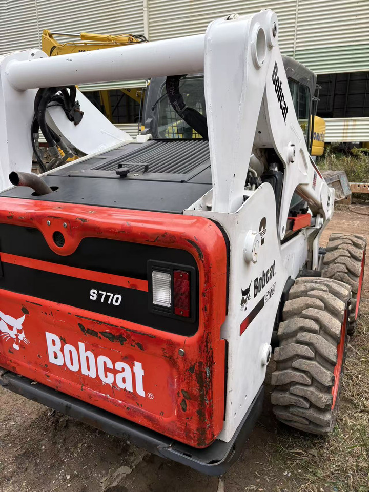 BOBCAT S770 Skid Steer Loader Click for Discount - Mini utovarivač: slika BOBCAT S770 Skid Steer Loader Click for Discount - Mini utovarivač BOBCAT S770 Skid Steer Loader Click for Discount - Mini utovarivač: slika BOBCAT S770 Skid Steer Loader Click for Discount - Mini utovarivač