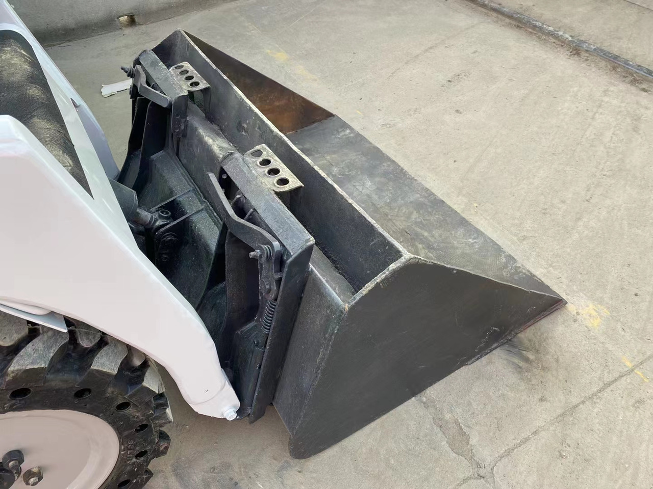 BOBCAT Skid Steer Loader S70 - Mini utovarivač: slika BOBCAT Skid Steer Loader S70 - Mini utovarivač BOBCAT Skid Steer Loader S70 - Mini utovarivač: slika BOBCAT Skid Steer Loader S70 - Mini utovarivač