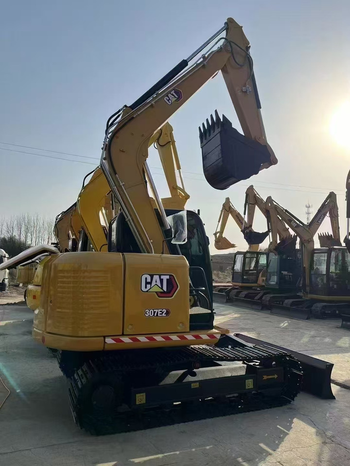 CAT 307E2 - Bager gusjeničar: slika CAT 307E2 - Bager gusjeničar CAT 307E2 - Bager gusjeničar: slika CAT 307E2 - Bager gusjeničar