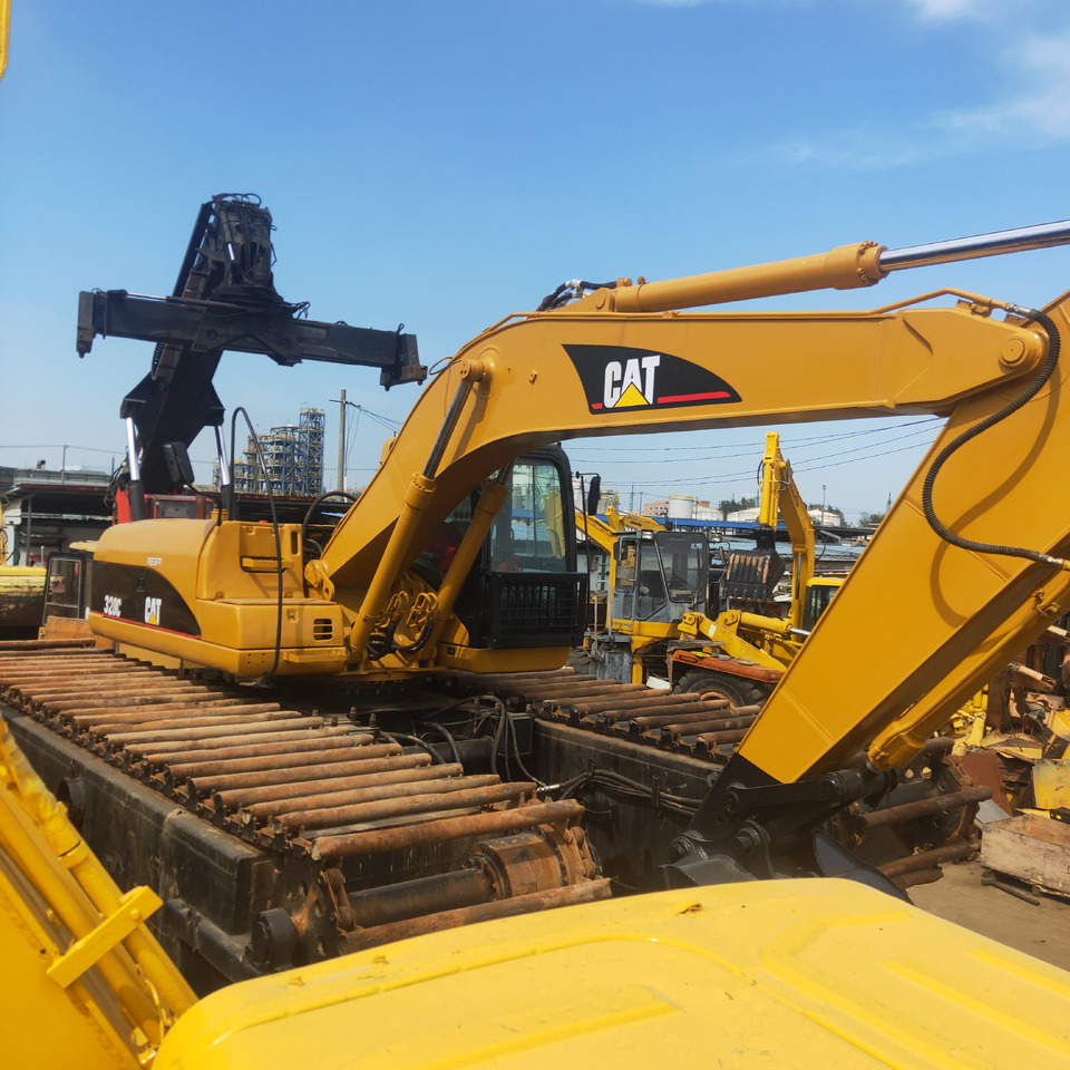 CATERPILLAR 320C - Bager gusjeničar: slika CATERPILLAR 320C - Bager gusjeničar CATERPILLAR 320C - Bager gusjeničar: slika CATERPILLAR 320C - Bager gusjeničar
