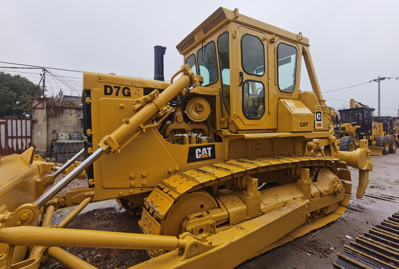 CATERPILLAR D7G Bulldozer Click for Discount - Buldožer: slika CATERPILLAR D7G Bulldozer Click for Discount - Buldožer CATERPILLAR D7G Bulldozer Click for Discount - Buldožer: slika CATERPILLAR D7G Bulldozer Click for Discount - Buldožer