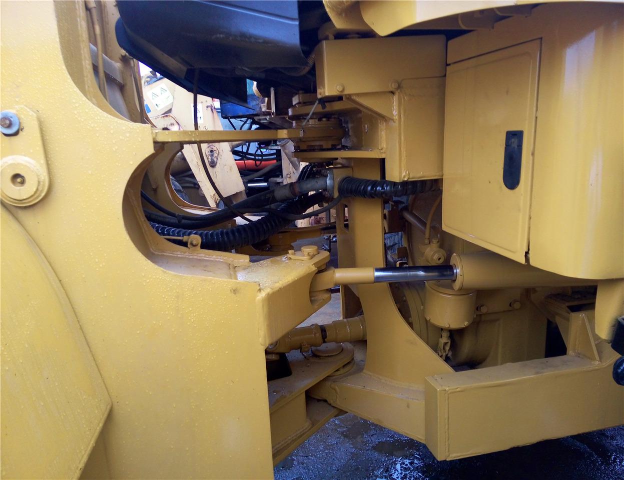 Utovarivač na kotačima CATERPILLAR Wheel Loader 966H Click Here for Discount: slika Utovarivač na kotačima CATERPILLAR Wheel Loader 966H Click Here for Discount Utovarivač na kotačima CATERPILLAR Wheel Loader 966H Click Here for Discount: slika Utovarivač na kotačima CATERPILLAR Wheel Loader 966H Click Here for Discount