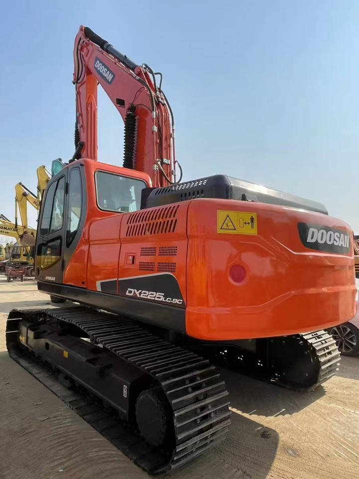 DOOSAN DH225L-9C - Bager gusjeničar: slika DOOSAN DH225L-9C - Bager gusjeničar DOOSAN DH225L-9C - Bager gusjeničar: slika DOOSAN DH225L-9C - Bager gusjeničar