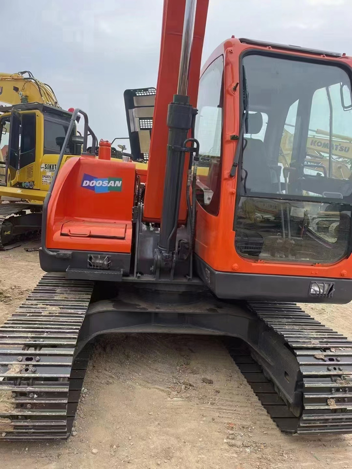 DOOSAN DX80 Mini excavator Excellent condition - Mini bager: slika DOOSAN DX80 Mini excavator Excellent condition - Mini bager DOOSAN DX80 Mini excavator Excellent condition - Mini bager: slika DOOSAN DX80 Mini excavator Excellent condition - Mini bager