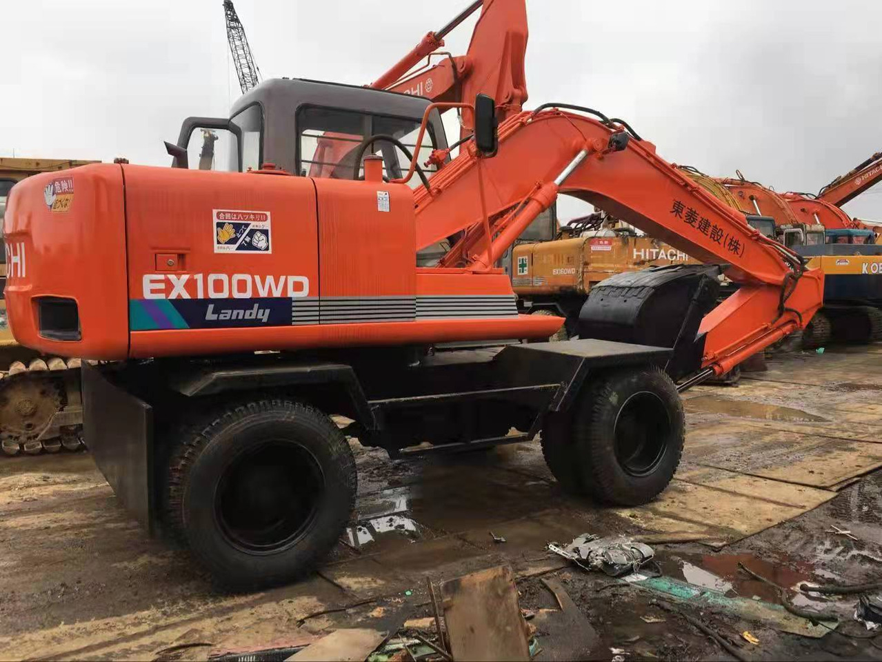 HITACHI EX100WD - Bager gusjeničar: slika HITACHI EX100WD - Bager gusjeničar HITACHI EX100WD - Bager gusjeničar: slika HITACHI EX100WD - Bager gusjeničar