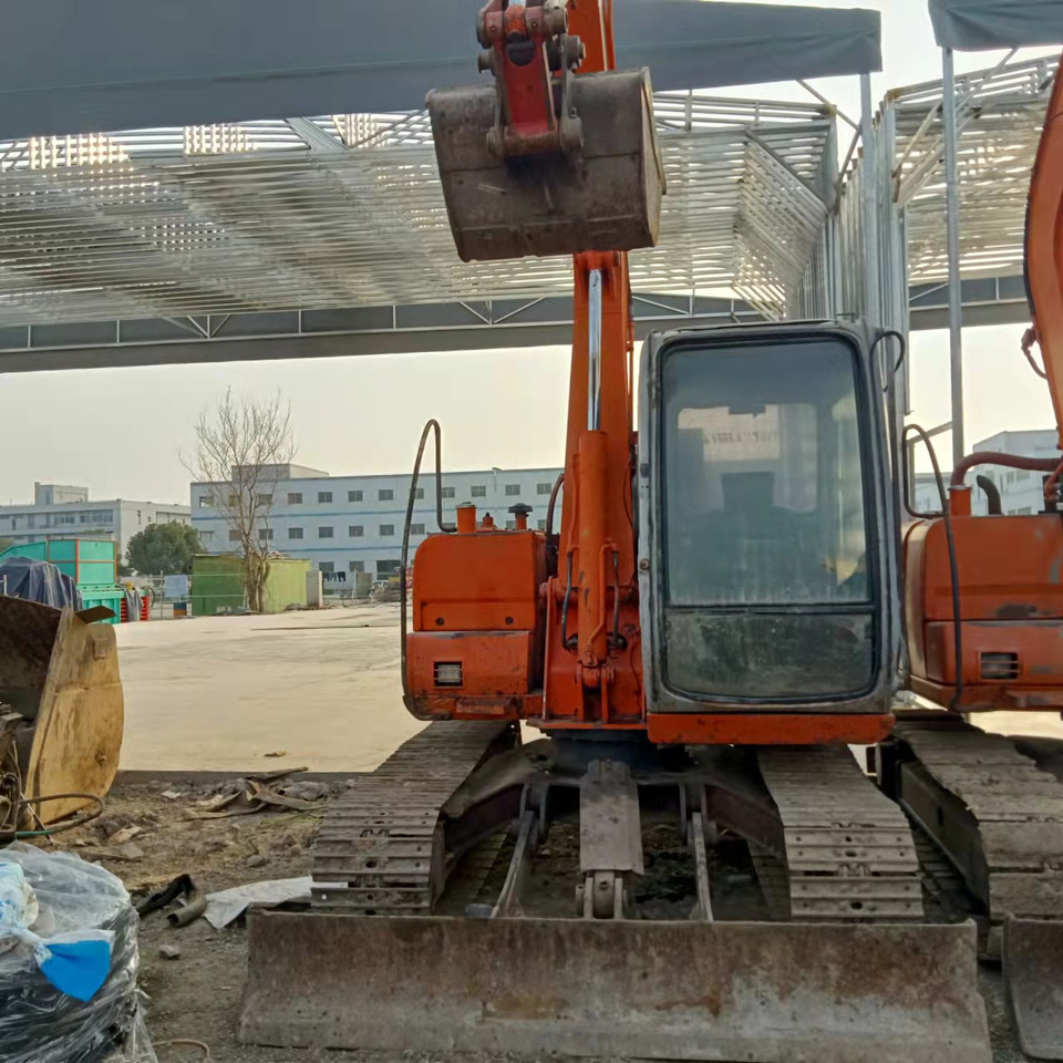 HITACHI EX60-5 - Bager gusjeničar: slika HITACHI EX60-5 - Bager gusjeničar HITACHI EX60-5 - Bager gusjeničar: slika HITACHI EX60-5 - Bager gusjeničar