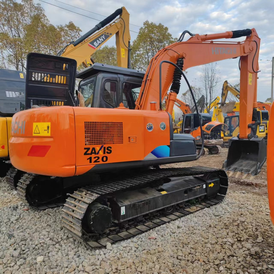 HITACHI ZX120 Excavator - Bager: slika HITACHI ZX120 Excavator - Bager HITACHI ZX120 Excavator - Bager: slika HITACHI ZX120 Excavator - Bager